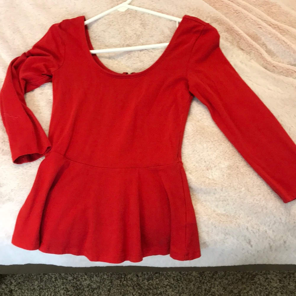 Top - Picture 2 of 4